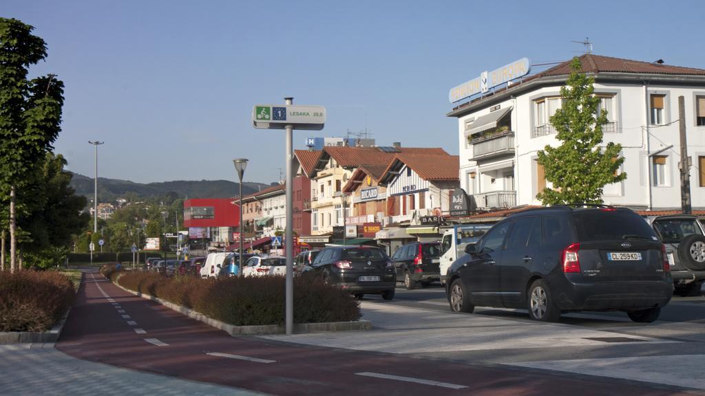 Pension Europa Ирун Экстерьер фото
